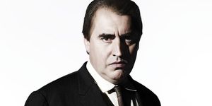   / Alfred Molina -  - Yansk.ru