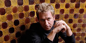   / Sean Pertwee -  - Yansk.ru