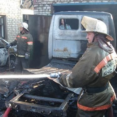 В п. Октябрьском Бежицкого района произошел пожар - Брянск - Yansk.ru В п. Октябрьском Бежицкого района произошел пожар - Брянск - Yansk.ru