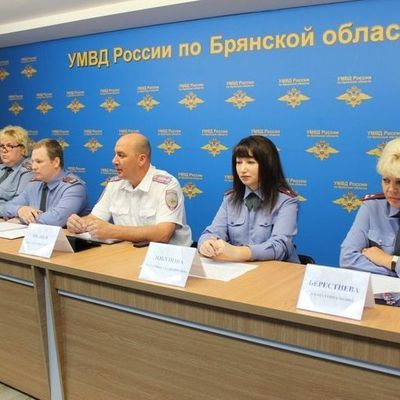 Полицейские рассказали о предоставляемых гражданам госуслугах - Брянск - Yansk.ru