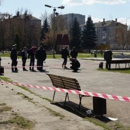 В Брянске на остановке взорвалась граната: есть пострадавшие - Брянск - Yansk.ru