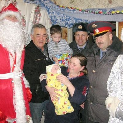 Полиция подарила праздник детям Жуковки - Брянск - Yansk.ru