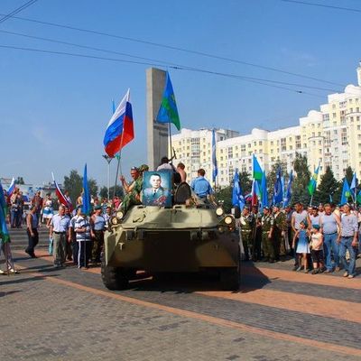 85-ю годовщину образования воздушно-десантных войск отметят в Брянске 2 августа - Брянск - Yansk.ru