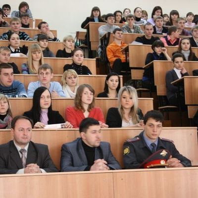 Брянские милиционеры приняли участие в конференции о противодействии экстремизму - Брянск - Yansk.ru