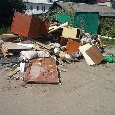 Активисты нашли в Жуковке горы мусора - Брянск - Yansk.ru