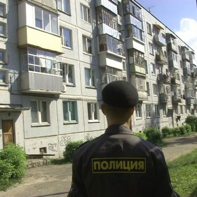 В Володарском районе полиция эвакуировала жильцов дома - Брянск - Yansk.ru