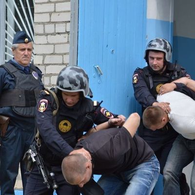 Прошли тактико-специальные учения сотрудников вневедомственной охраны - Брянск - Yansk.ru
