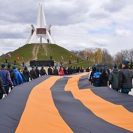 22 апреля на Кургане Бессмертия состоялся торжественный митинг - Брянск - Yansk.ru