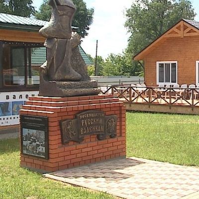 На Брянщине появился памятник русским валенкам - Брянск - Yansk.ru