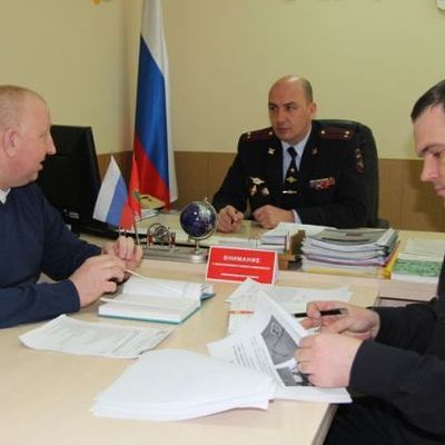 Главу брянского УГИБДД осудили за незаконную выдачу водительских прав и амнистировали в зале суда - Брянск - Yansk.ru