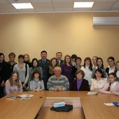 В Брянске открылась школа юного поэта - Брянск - Yansk.ru
