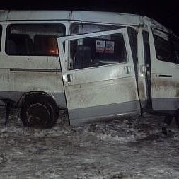 В Дятьковском районе опрокинулась маршрутка с пассажирами - Брянск - Yansk.ru