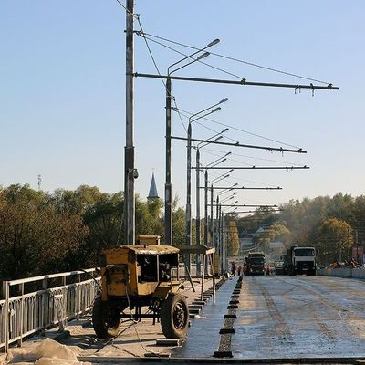 Первомайский мост в Брянске начали асфальтировать - Брянск - Yansk.ru