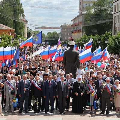 Брянцы с размахом отметили День России - Брянск - Yansk.ru