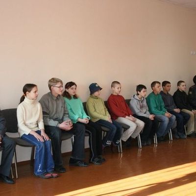 ОМОН провел «Урок мужества» для несовершеннолетних правонарушителей - Брянск - Yansk.ru