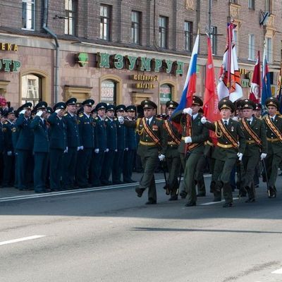 65-летие Победы Брянск отметил праздничным парадом - Брянск - Yansk.ru