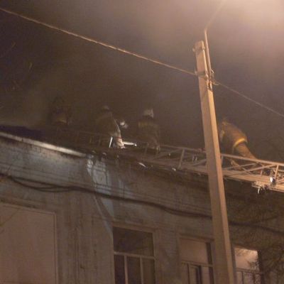На Бежицком стальзаводе в Брянске ночью тушили пожар - Брянск - Yansk.ru