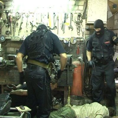 Полиция задержала группу наркоторговцев и крупную партию марихуаны - Брянск - Yansk.ru