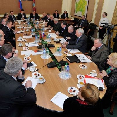  Брянский губернатор утвердил полномочия членов нового правительства - Брянск - Yansk.ru